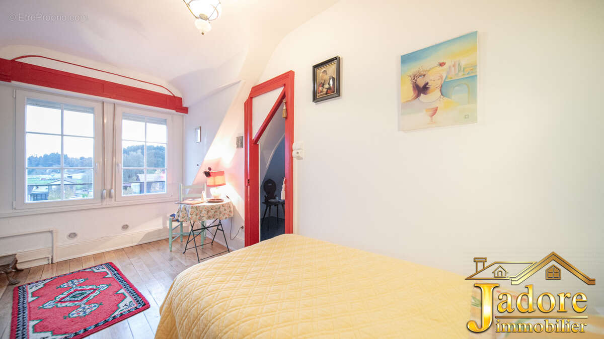 Maison à PROVENCHERES-SUR-FAVE