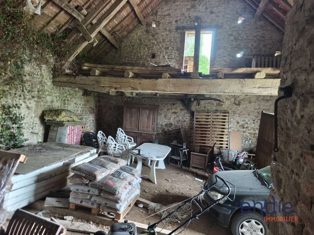 Maison à DEUX-CHAISES