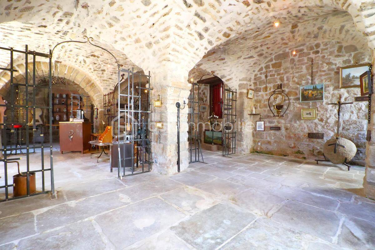 Maison à CEILHES-ET-ROCOZELS
