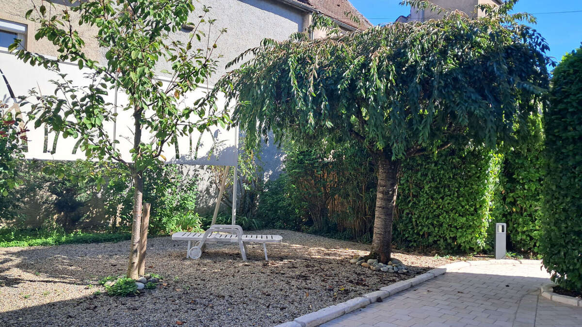 Photo 2 - Maison à LADOIX-SERRIGNY