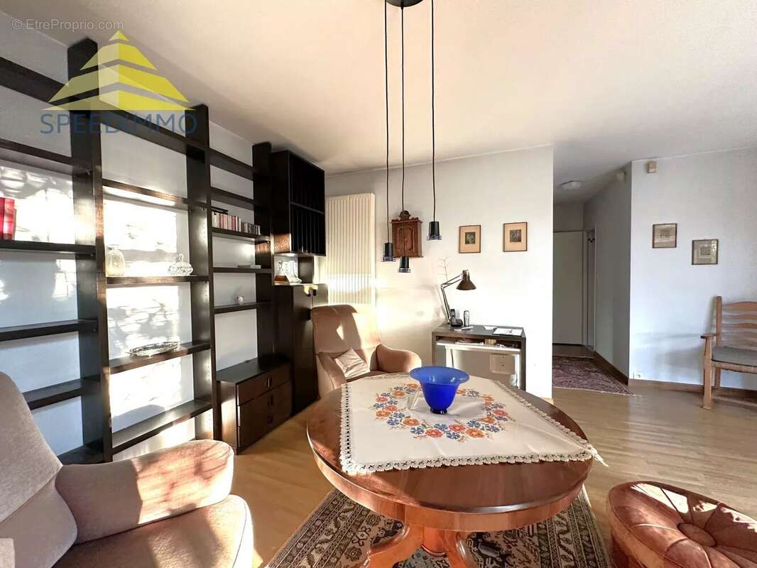 Maison à BOUSSY-SAINT-ANTOINE