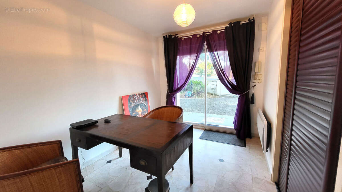 PARC DE VALLIÈRES - Maison de 140 m² avec terrasse, spa & garage - photo 8
