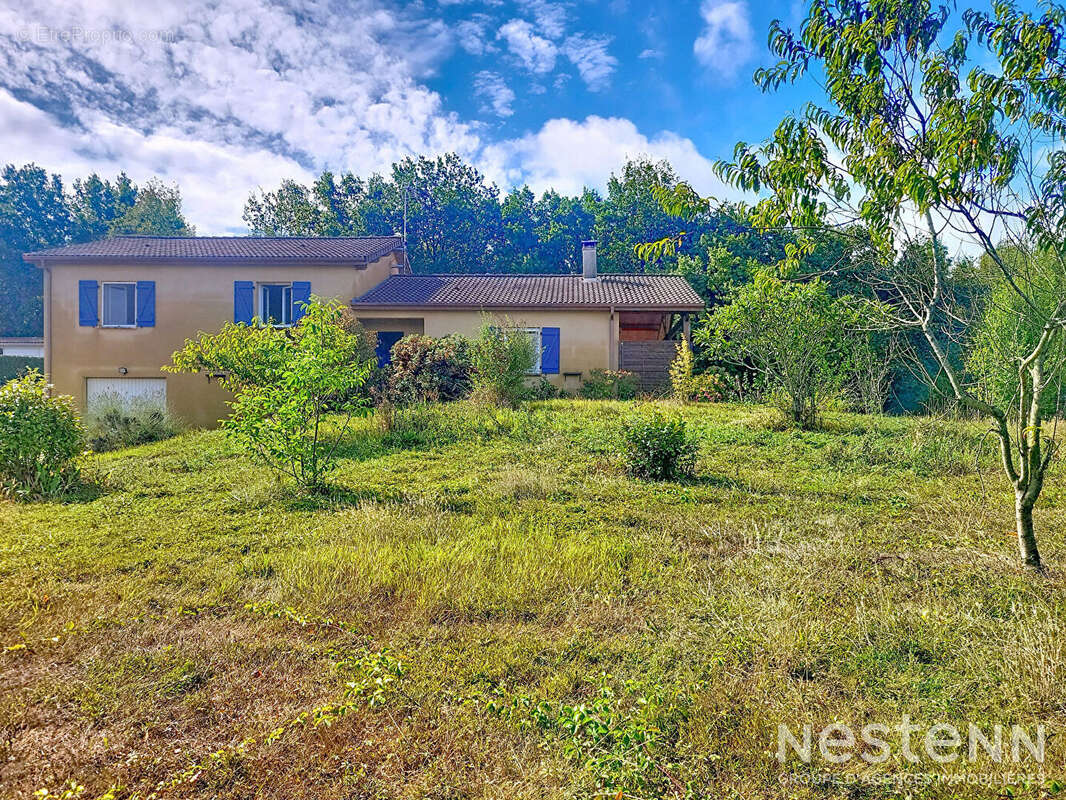 À vendre : Maison contemporaine de 153 m² avec demi-sous-sol à Gondrin, sur terrain de 3500 m² - photo 21