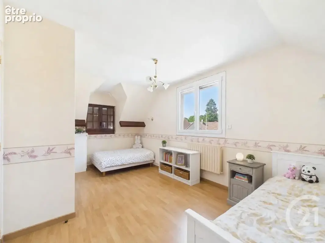 Maison 5 pièces 121 m² à vendre à Chartres (28000) - photo 8