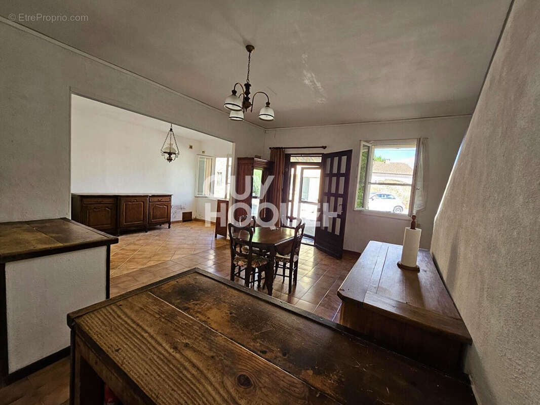 Maison à vendre à OUPIA - Référence V509CP - photo 9