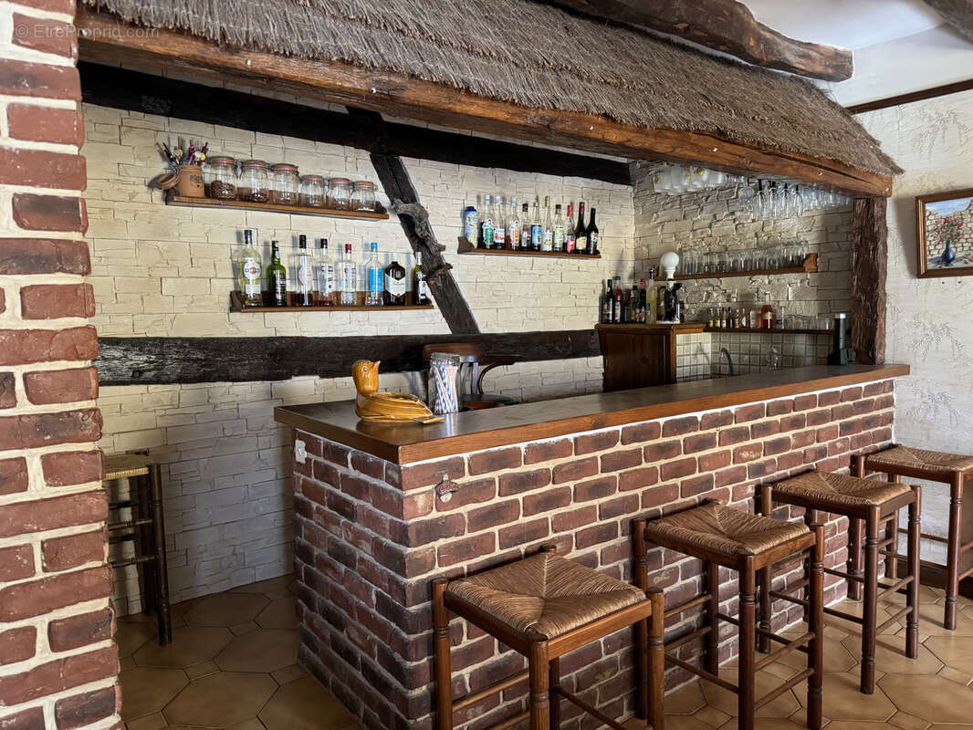 Maison à MONTCORBON