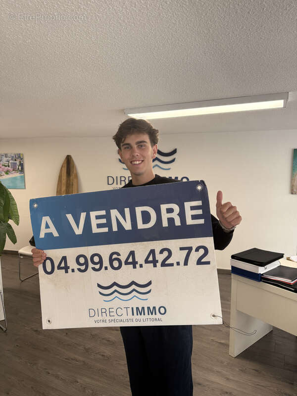 Parking à PALAVAS-LES-FLOTS