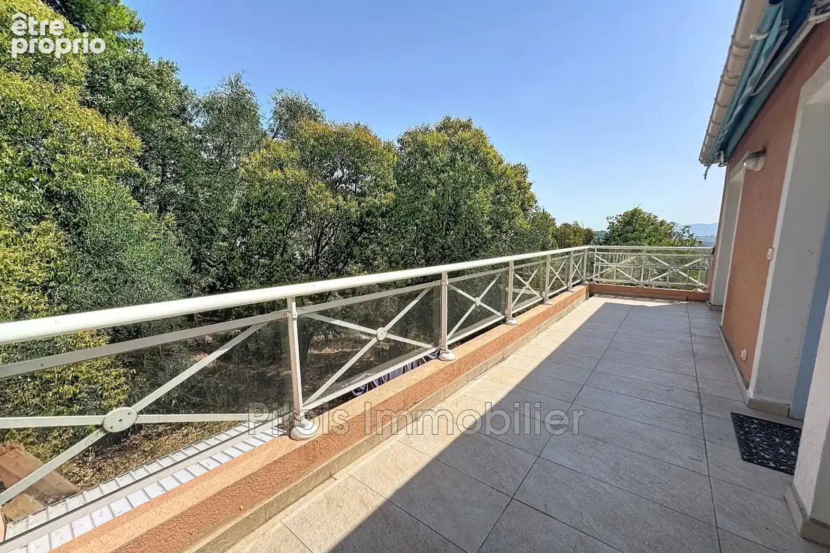 Appartement 62 m² à Grasse  - photo 7