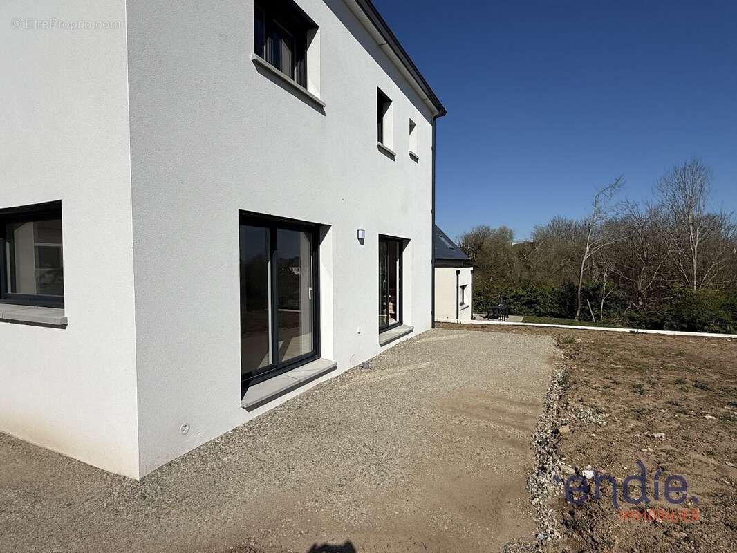 Maison à PLONEOUR-LANVERN