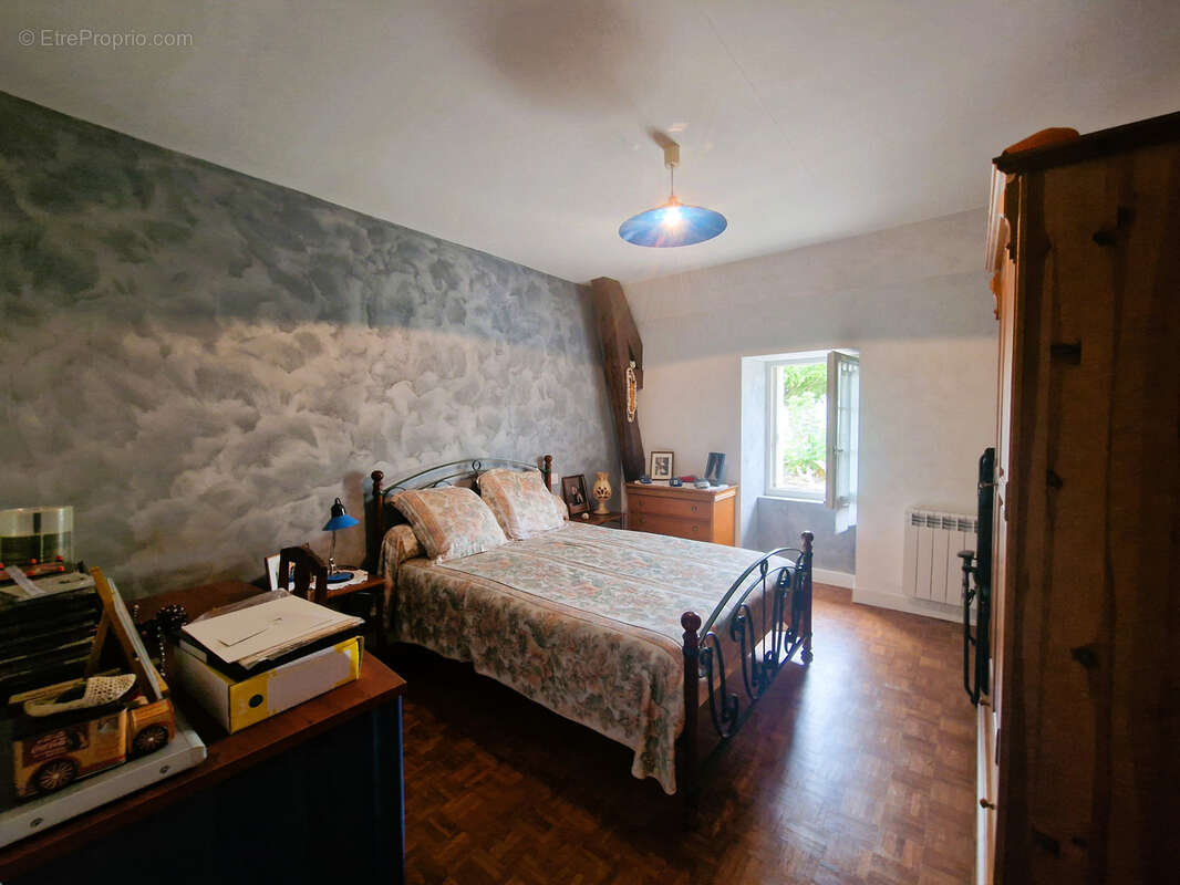 Turenne Maison en pierre rénovée - photo 18