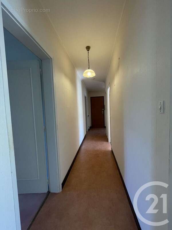 Appartement à MOULINS