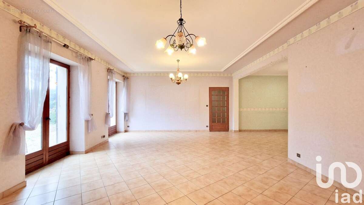 Photo 4 - Maison à LAMORVILLE