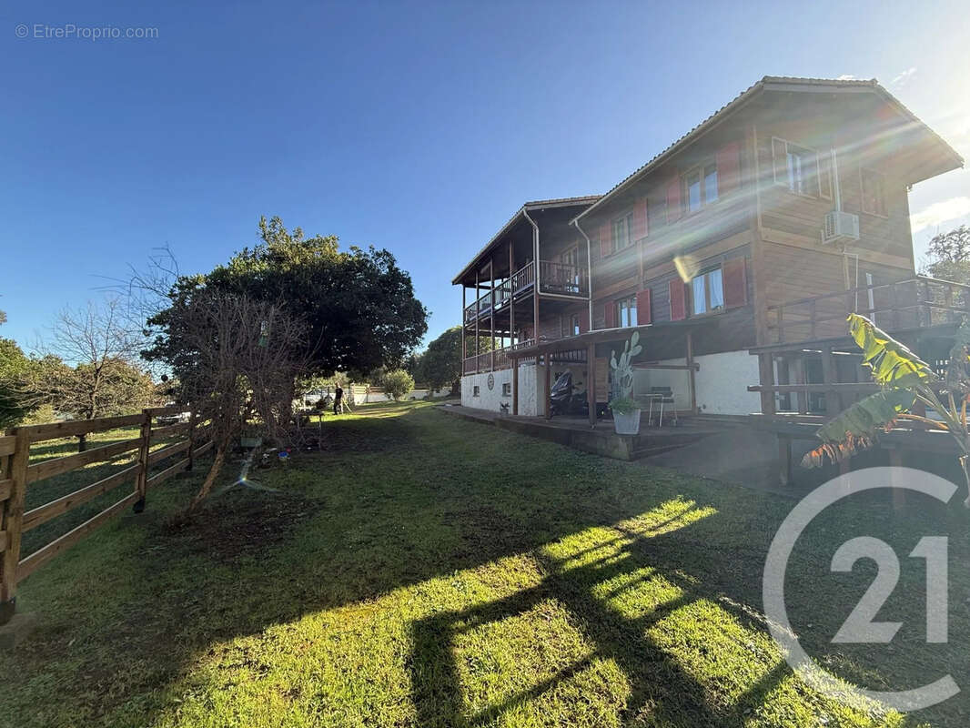 Maison à SANTA-MARIA-POGGIO