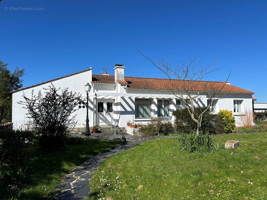 Maison à BEAUVOIR-SUR-MER
