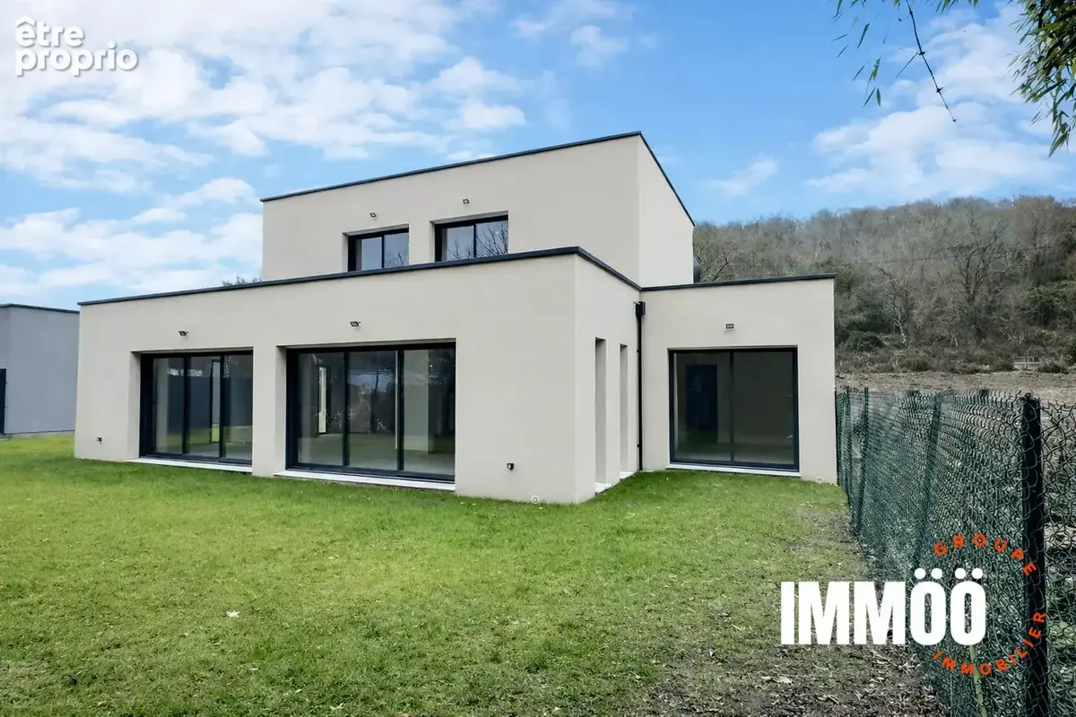 Maison à LE HOULME