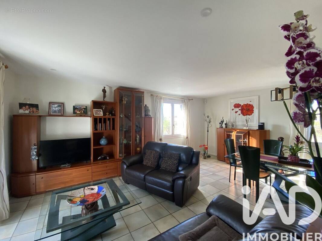 Photo 1 - Maison à PRINGY