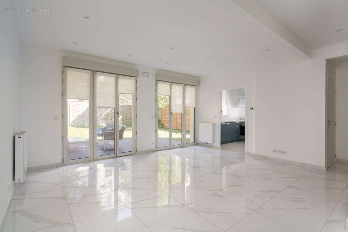 Maison à MAISONS-ALFORT