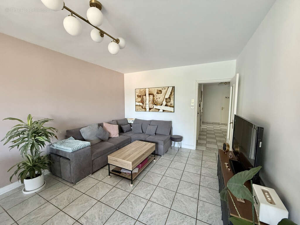 Appartement à BOURG-LES-VALENCE