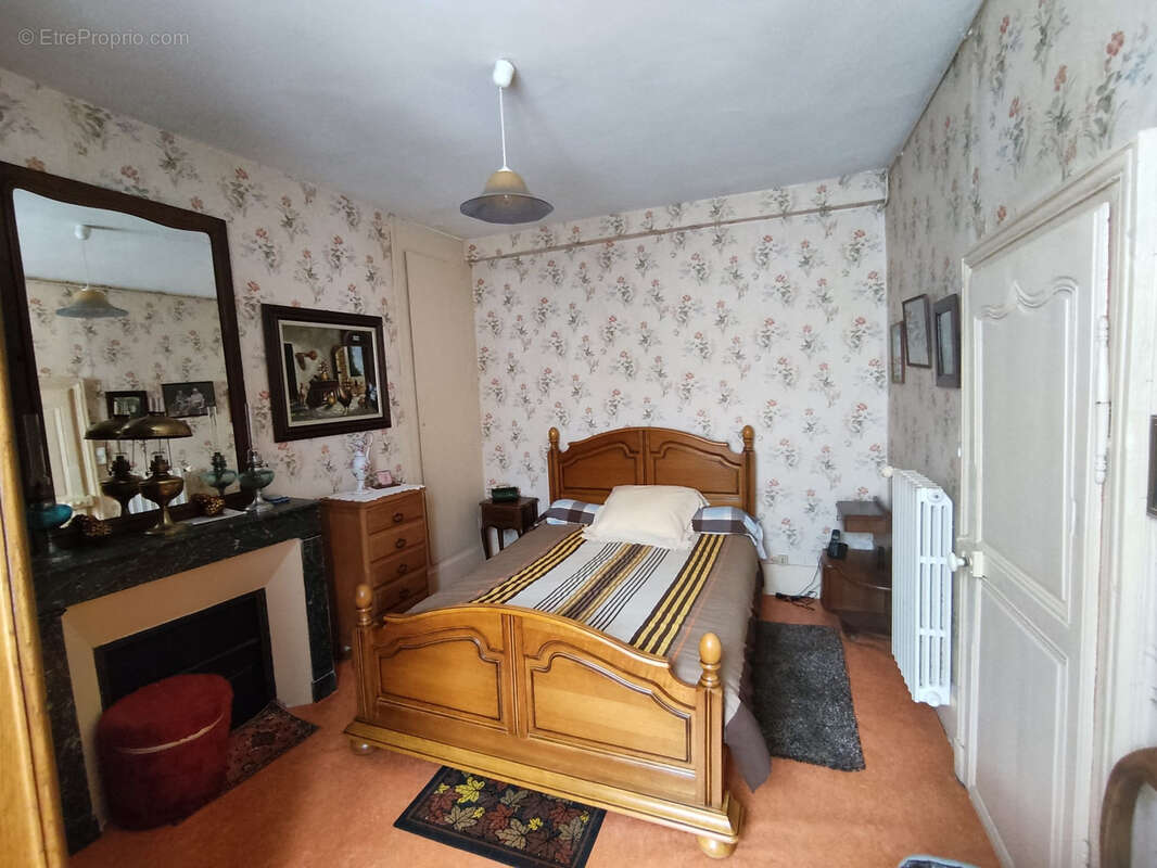 Appartement à CHATEAUMEILLANT