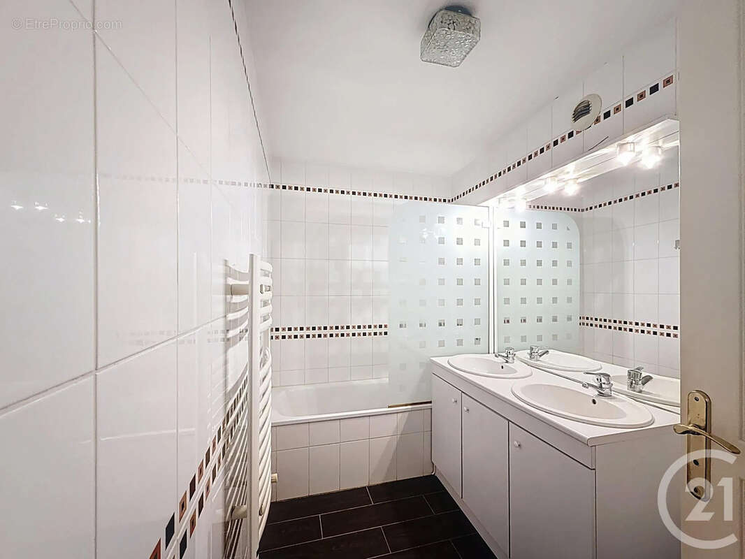 Appartement à LYON-7E