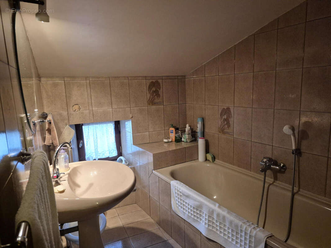 20251119_102513 - Maison à SAINT-MARTIAL-DE-VALETTE