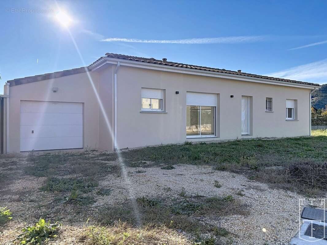 Maison à VALLON-PONT-D&#039;ARC