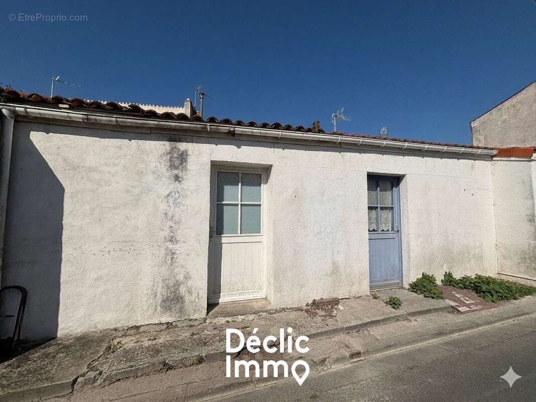 La Rochelle - Quartier Tasdon Echoppe 120 m2 à rénover - photo 3