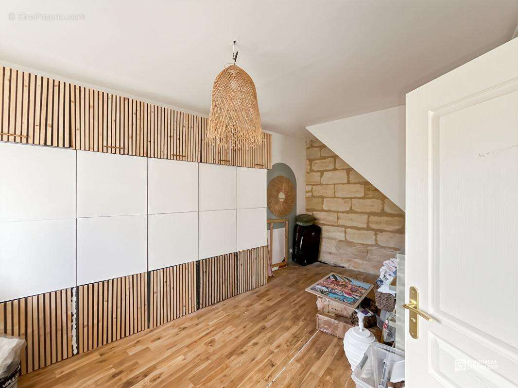 Maison à SAINT-SULPICE-ET-CAMEYRAC