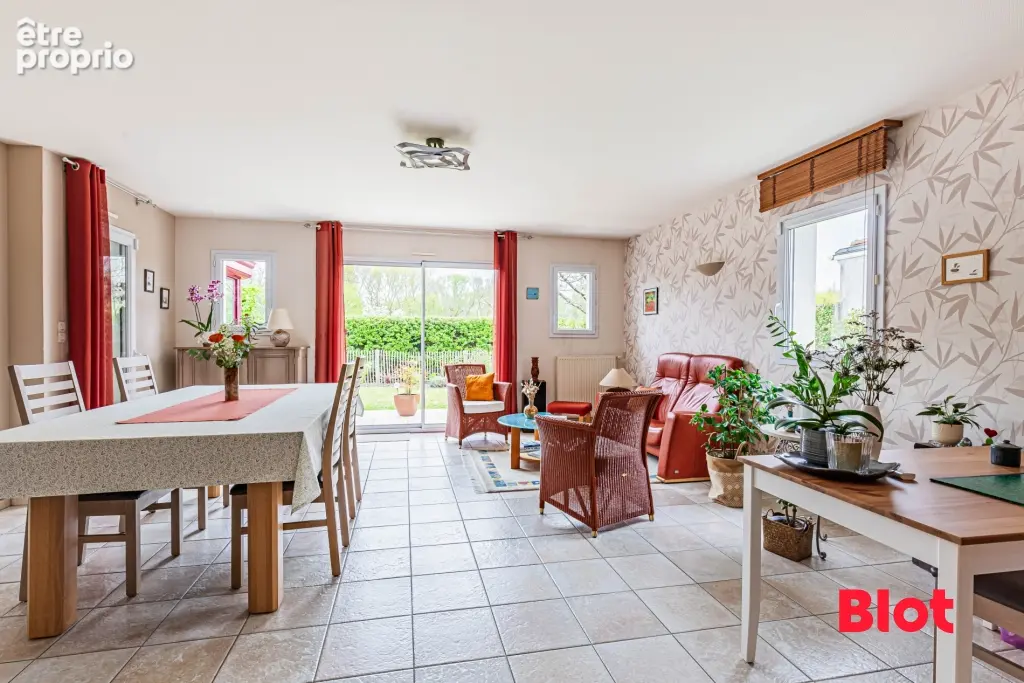 Maison 114 m² à Nantes  - photo 2