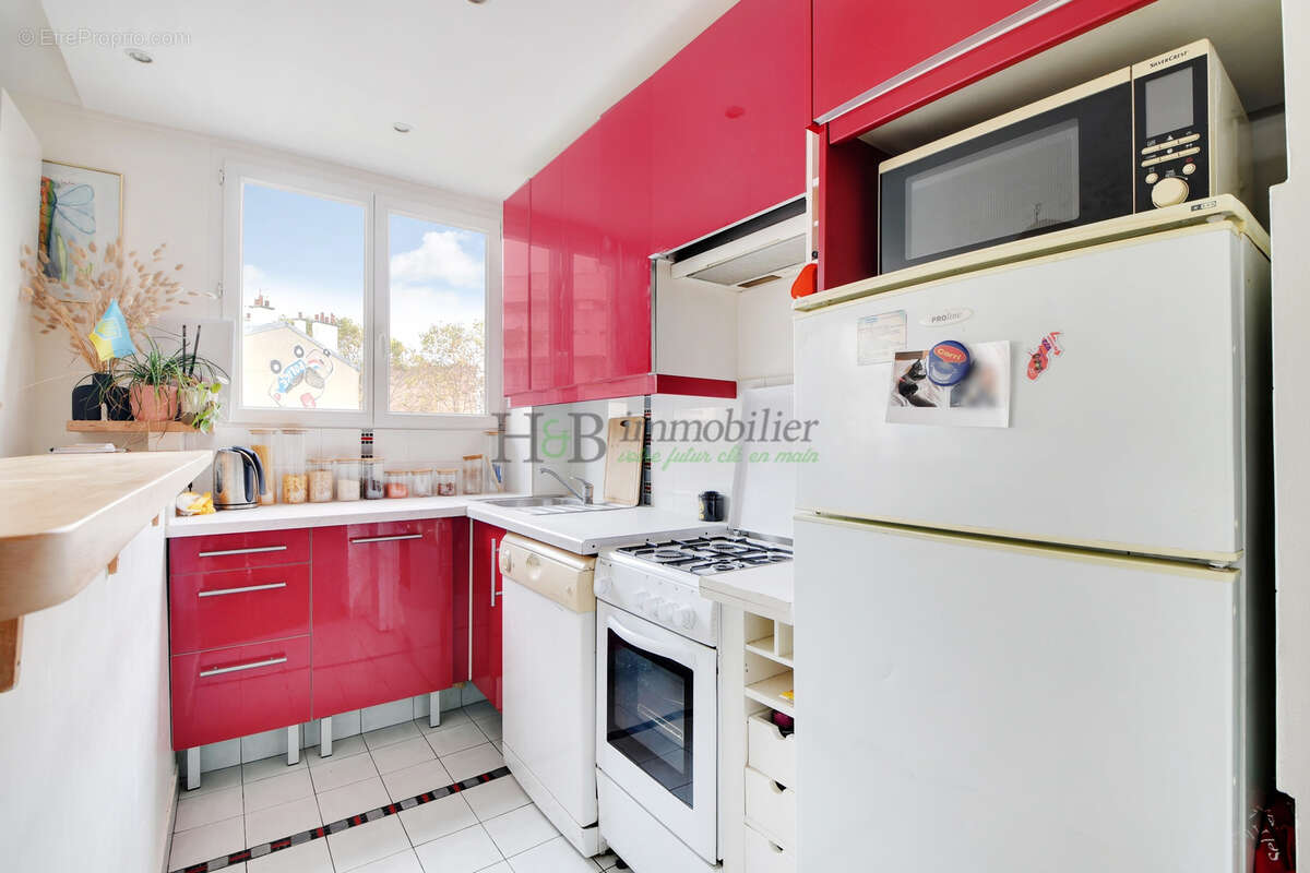 Appartement à PARIS-10E