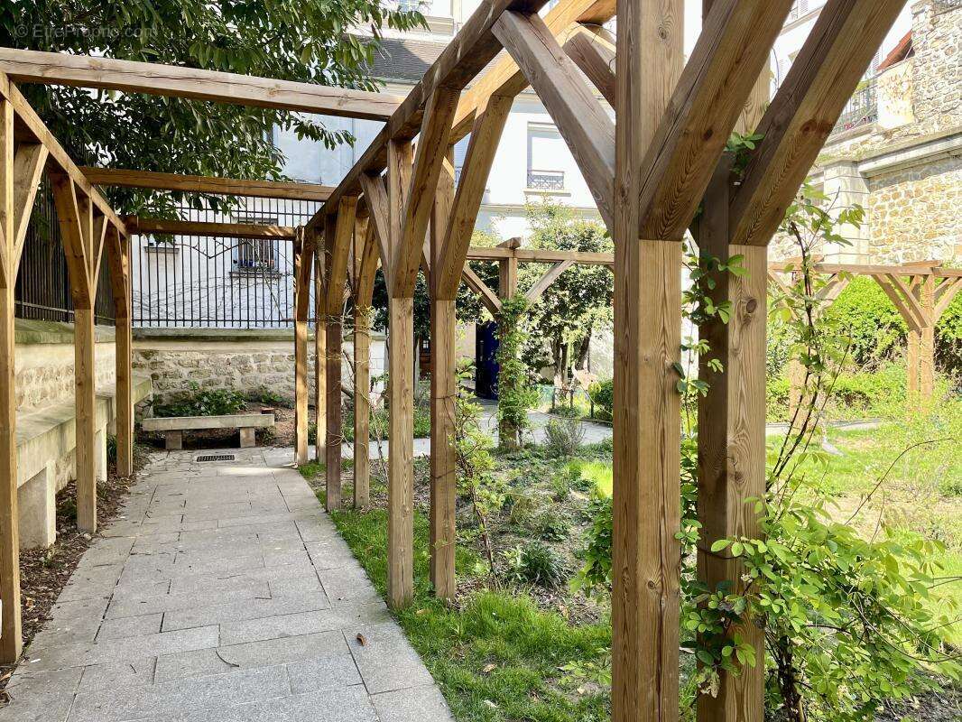 Appartement à PARIS-18E