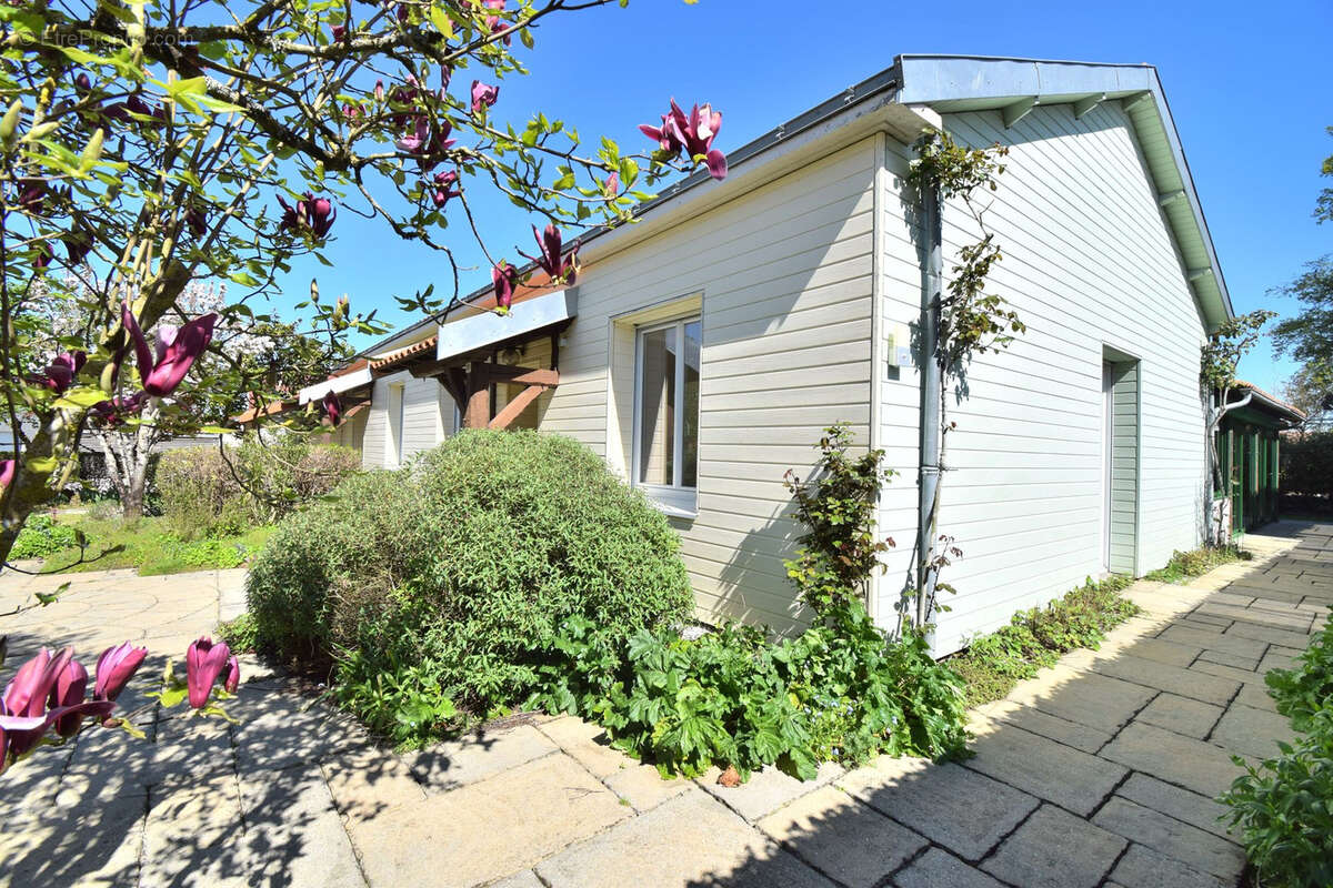 Maison à SAINT-PHILBERT-DE-BOUAINE