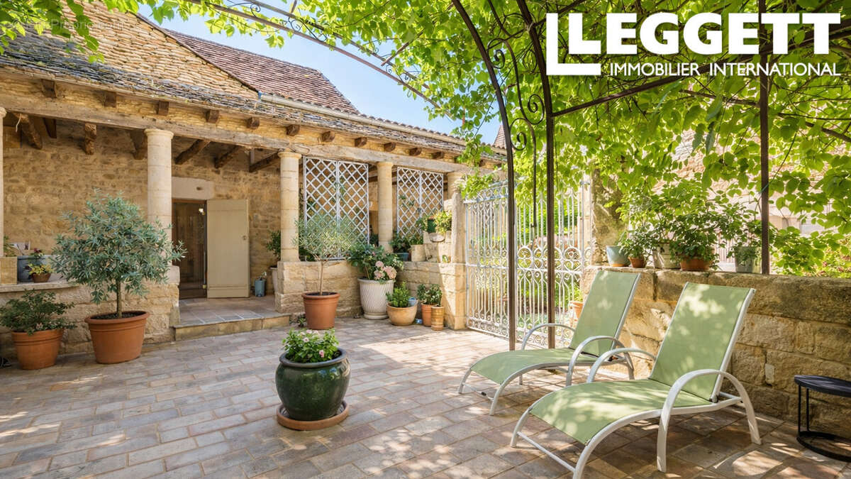 Maison à SAINT-CYPRIEN