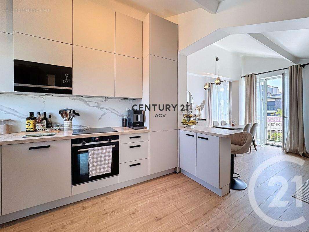 Appartement à MAISONS-ALFORT