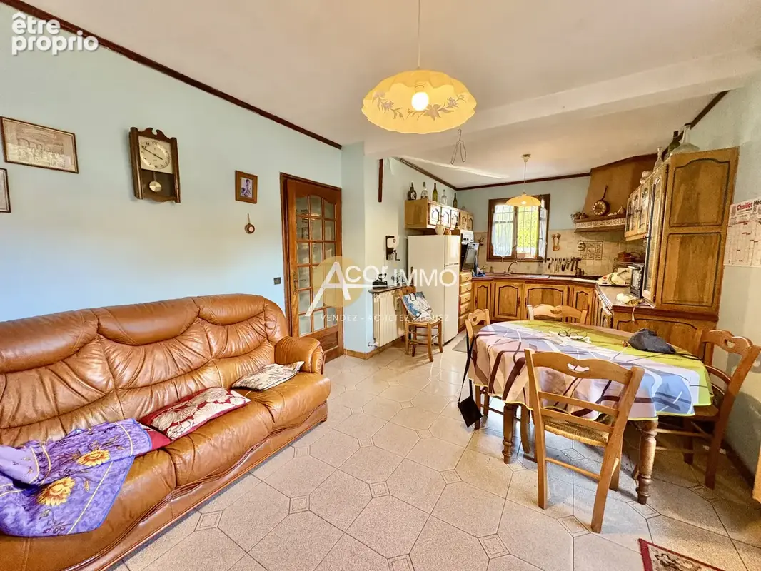 Toulon - Grande maison sur le secteur des 4 Chemins des routes - photo 9