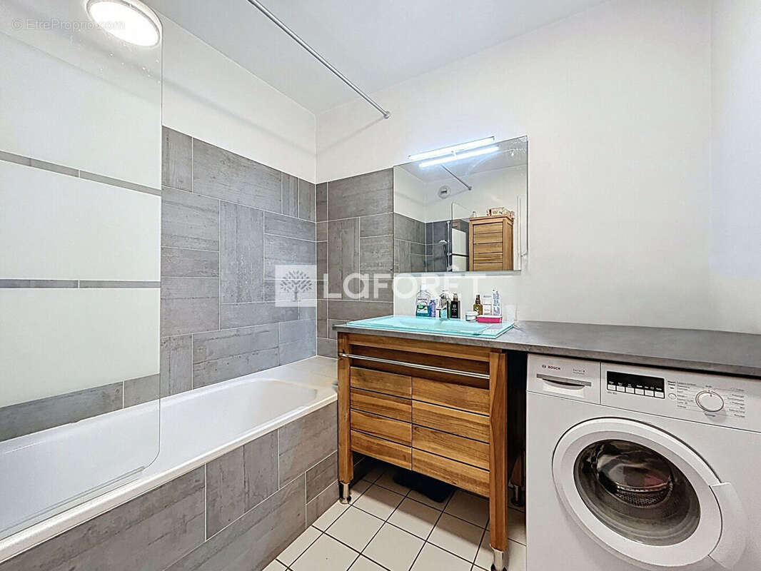 Appartement à VERNEUIL-SUR-SEINE