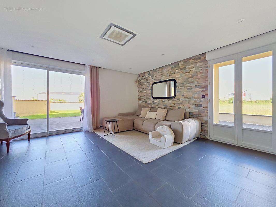 Appartement à DIEMOZ