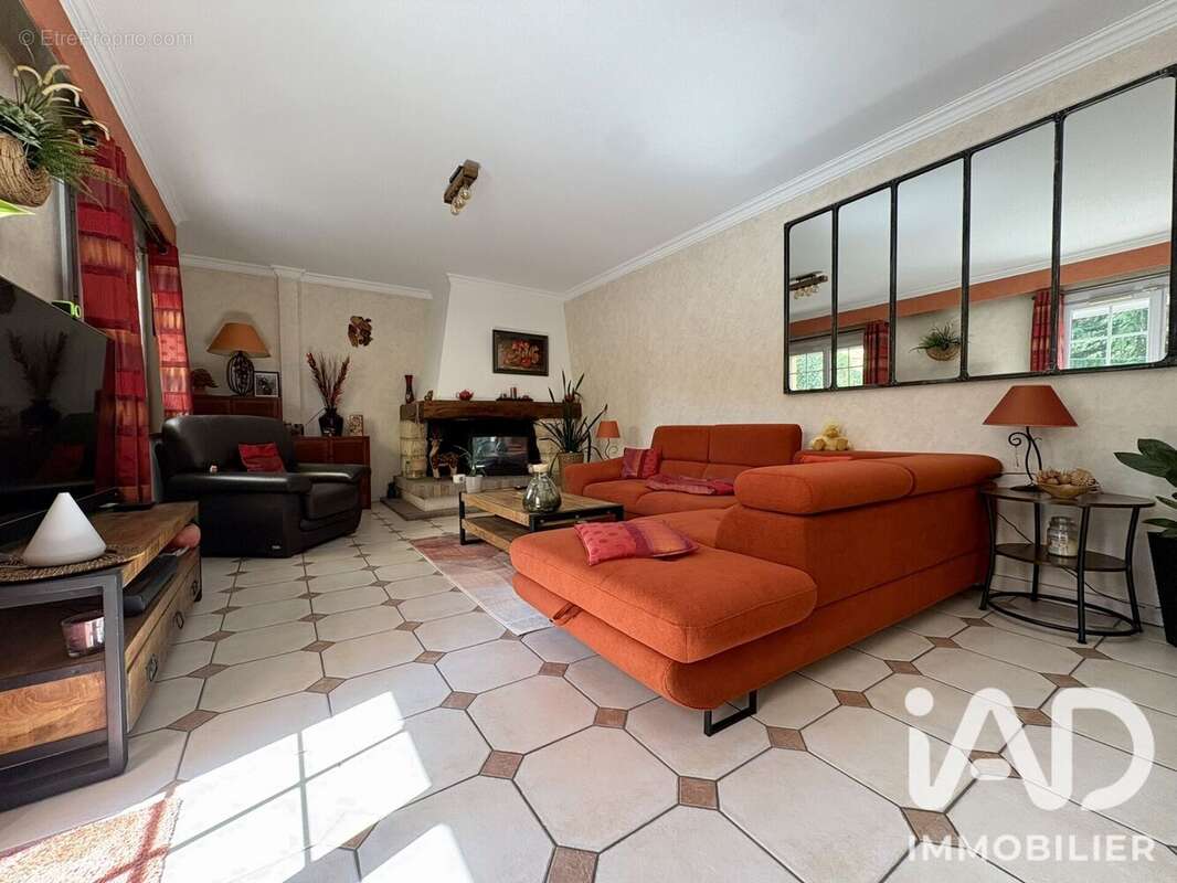 Maison 155 m² à Villiers-Adam  - photo 4