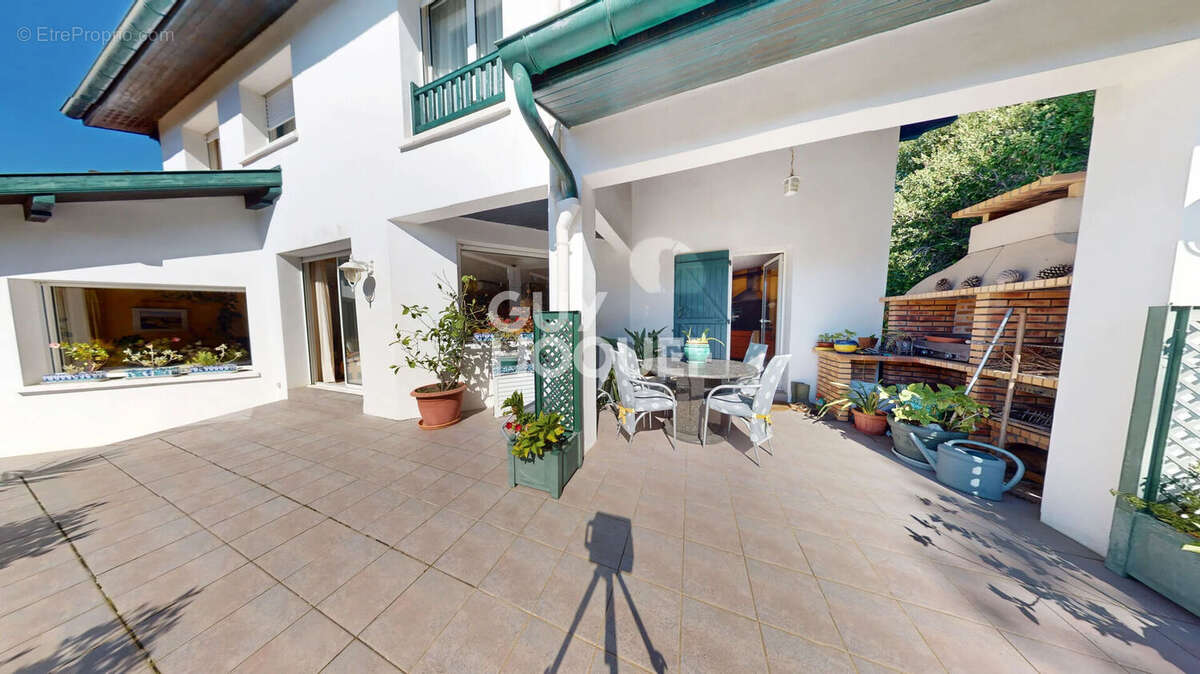 Maison à ARCANGUES