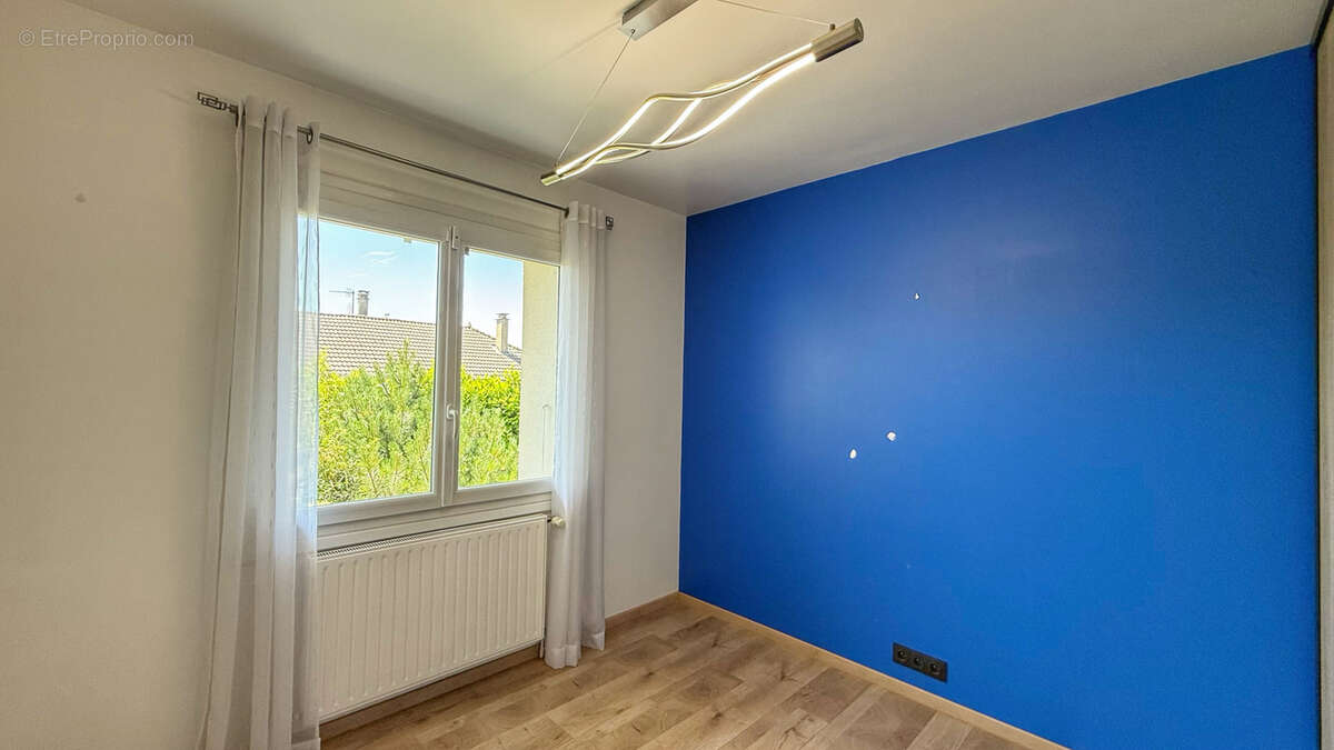 Maison à COUBLEVIE
