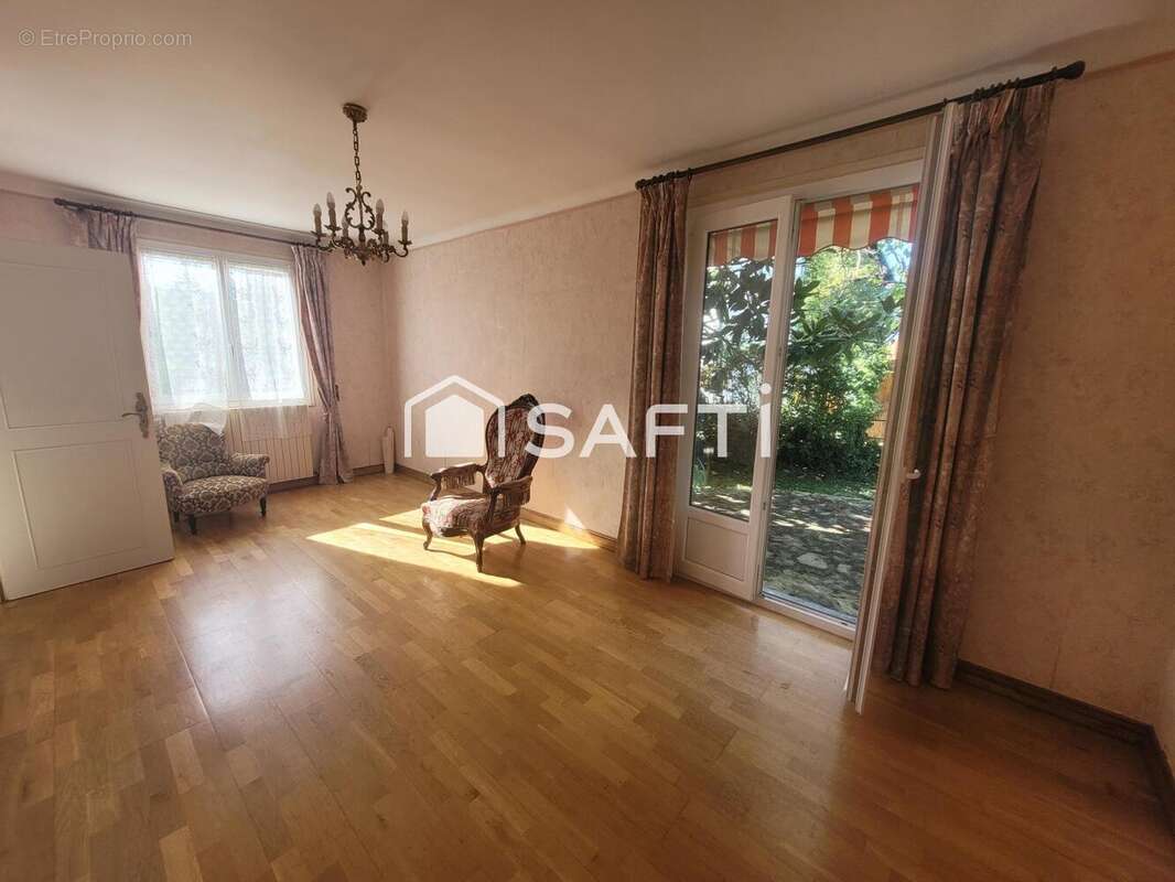 Photo 4 - Maison à DESCARTES