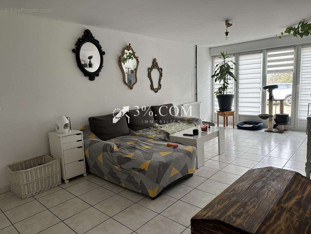 Maison à FRENOIS