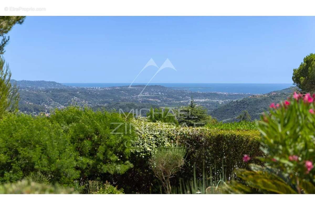 Maison à PEYMEINADE