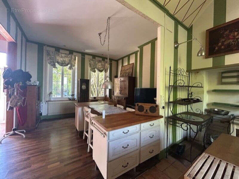 Maison à LE GAULT-SOIGNY