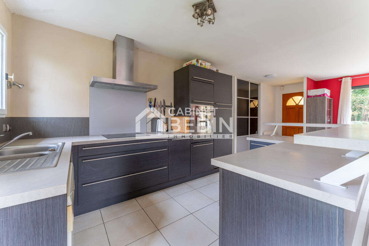 Maison à CABANAC-ET-VILLAGRAINS