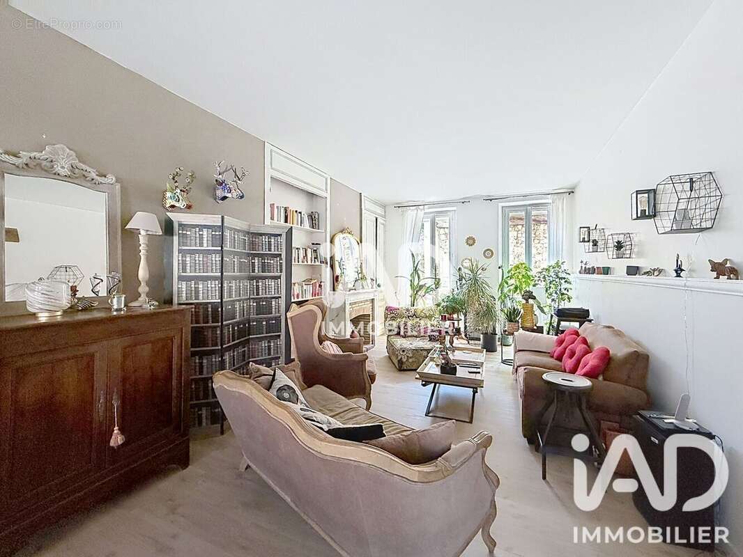 Appartement 94 m² à Sens  - photo 9