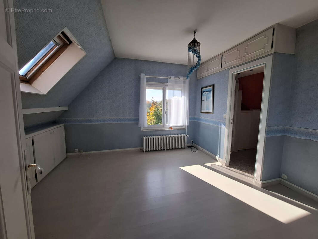 Maison à COULOMMIERS