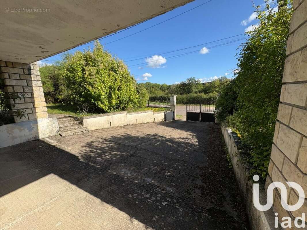 Photo 3 - Maison à JOUET-SUR-L'AUBOIS