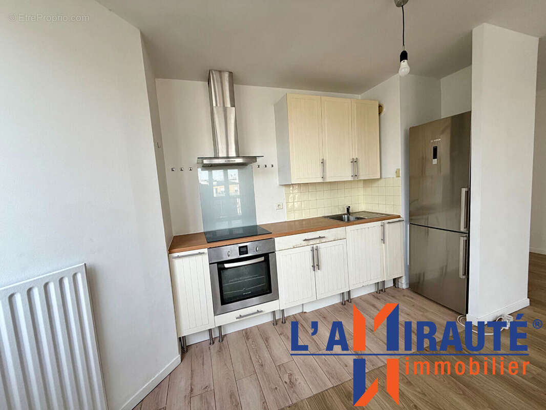 Appartement à SARTROUVILLE