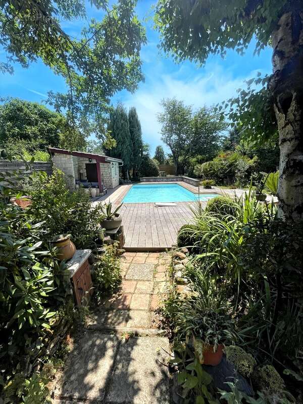 Maison 141 m² à Bergerac  - photo 2
